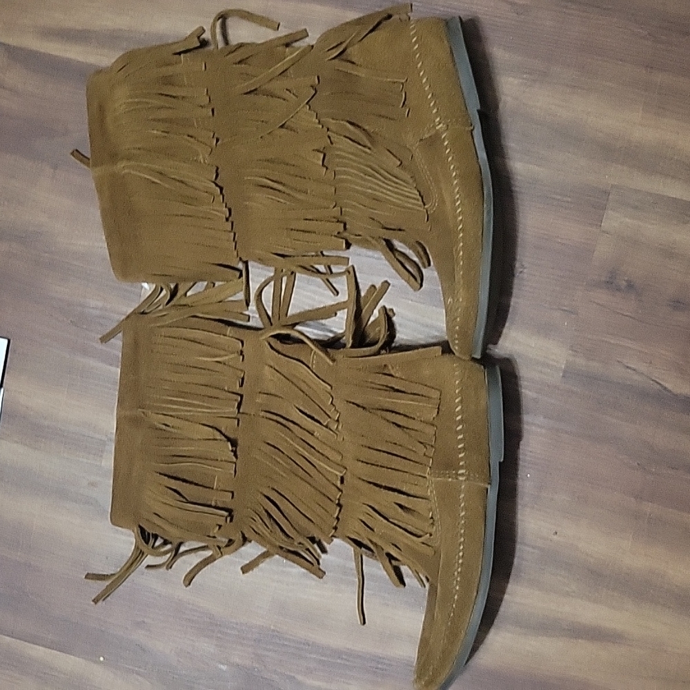 Minnetonka boots